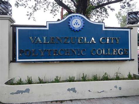 valenzuela polytechnic college courses offered|Valenzuela City Polytechnic College .